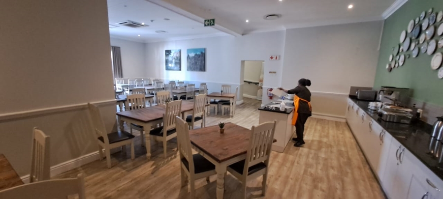 1 Bedroom Property for Sale in Zevenwacht Retirement Village Western Cape